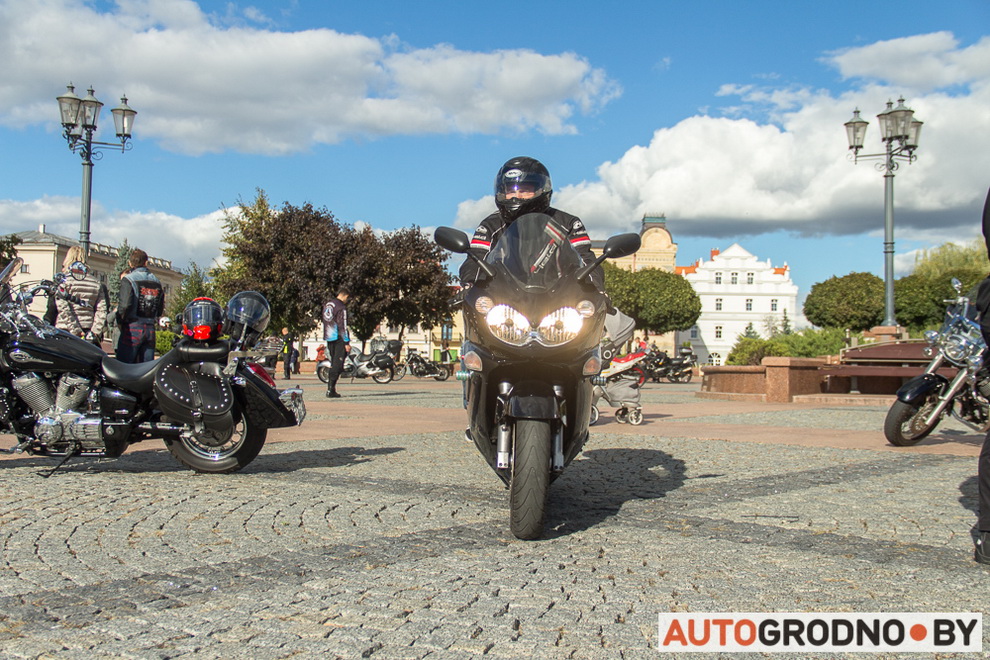 moto-sezon-2018-close-22.jpg