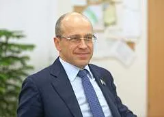 С Российской Федерацией нас связывает общее прошлое, настоящее и будущее