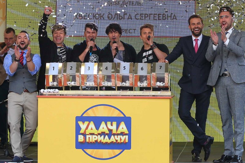 Семнадцатую квартиру от «Евроопта» выиграла кассир кинотеатра из Бреста