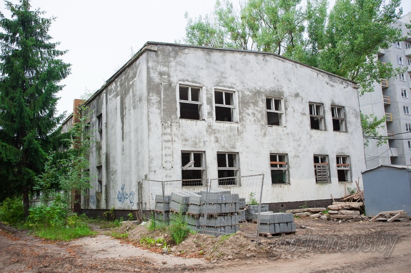 Здания двух казарм в Гродно за одну базовую ушли к новым собственникам