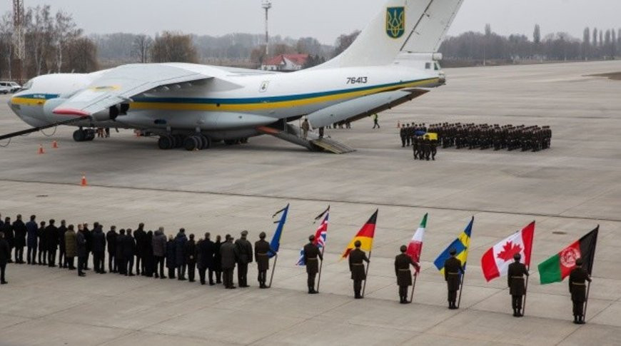 Тела погибших в авиакатастрофе под Тегераном доставили в Украину