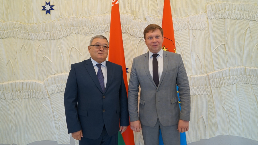 Лиду с рабочим визитом посетил посол Казахстана в Беларуси Лиду с рабочим визитом посетил посол Казахстана в Беларуси
