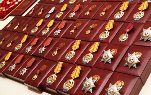 Жыхары Гродзеншчыны ўдастоены дзяржаўных узнагарод Жыхары Гродзеншчыны ўдастоены дзяржаўных узнагарод