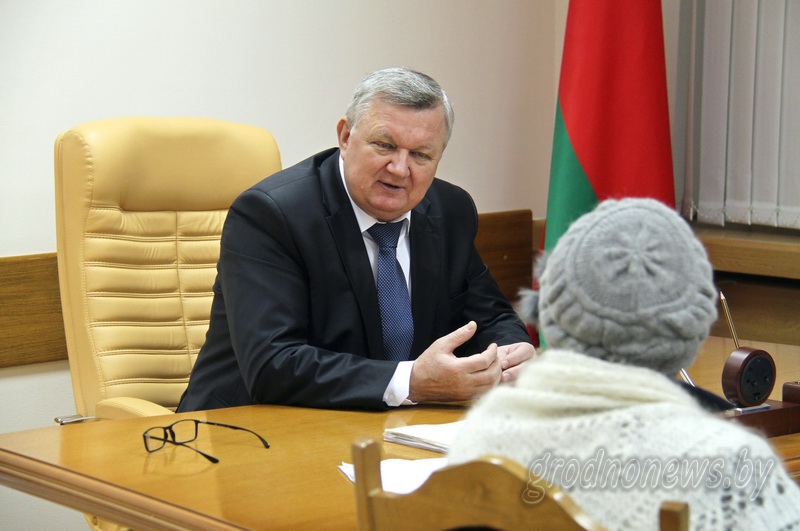 Сегодня, 10 февраля, прием граждан в облисполкоме провел первый заместитель председателя областного исполнительного комитета Иван Жук Сегодня, 10 февраля, прием граждан в облисполкоме провел первый заместитель председателя областного исполнительного комитета Иван Жук