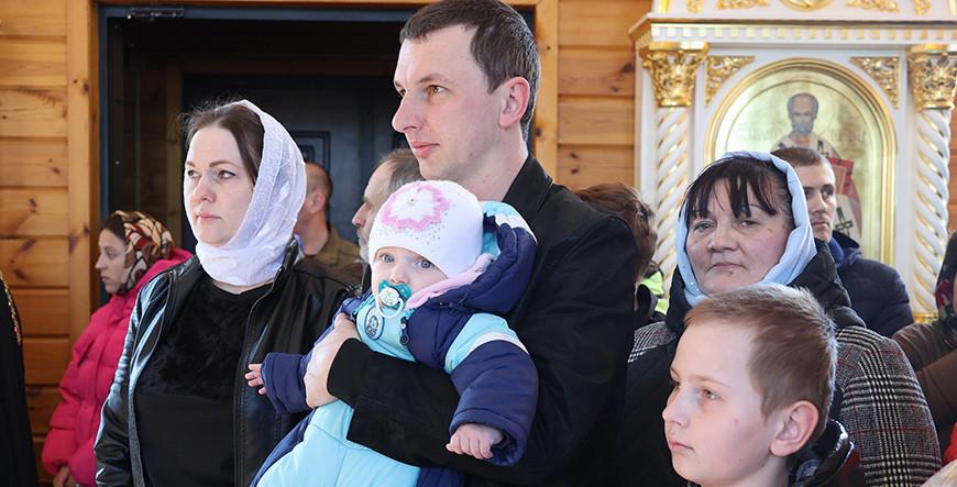 Александр Лукашенко на Пасху посетит храм на малой родине