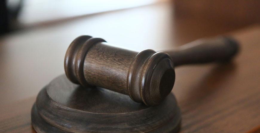 Суд в Канаде заморозит собранные средства для поддержки протестующих дальнобойщиков