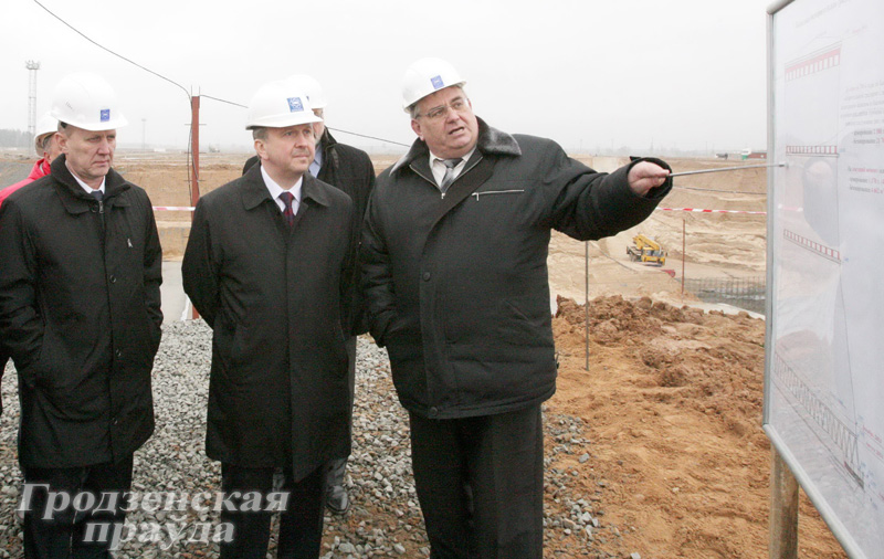Глава Администрации Президента Беларуси Андрей Кобяков посетил Островецкий район