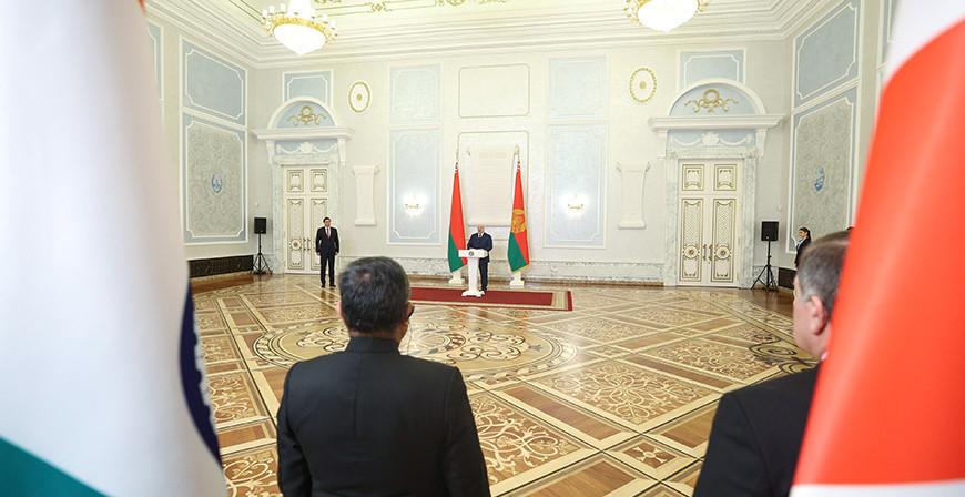 Александр Лукашенко принял верительные грамоты послов девяти стран
