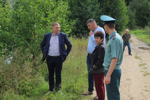 В Вороновском районе правоохранители устанавливают причину гибели рыбы в водоеме В Вороновском районе правоохранители устанавливают причину гибели рыбы в водоеме