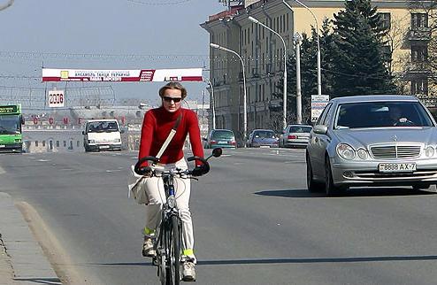Поездки на работу на велосипеде помогают похудеть не хуже, чем тренировки Поездки на работу на велосипеде помогают похудеть не хуже, чем тренировки
