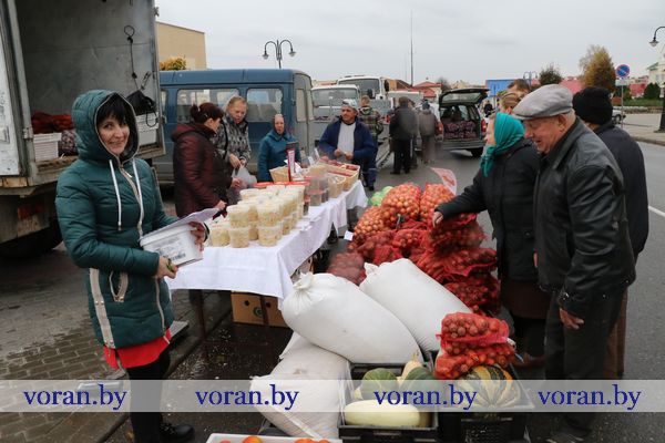 В Вороново и Радуни прошли сельскохозяйственные ярмарки В Вороново и Радуни прошли сельскохозяйственные ярмарки
