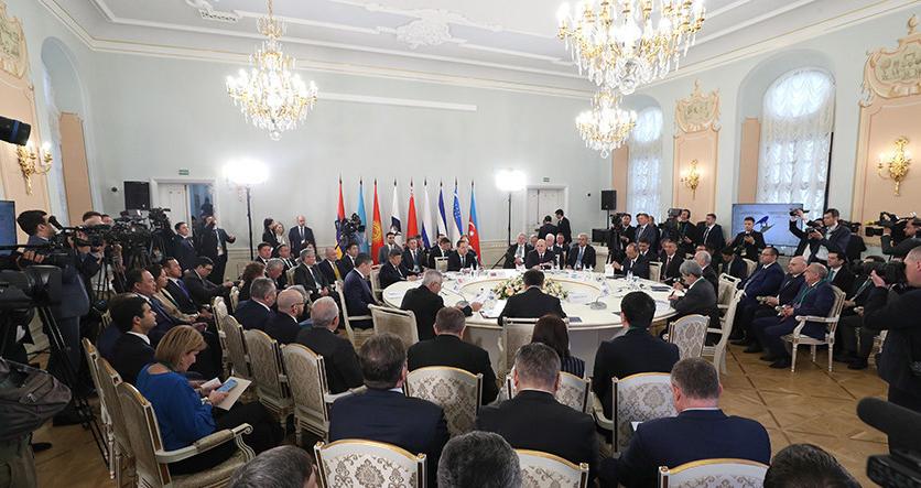 Роман Головченко примает участие в заседании Евразийского межправсовета в расширенном составе