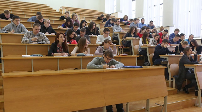 В вузах Беларуси начинаются внутренние вступительные испытания В вузах Беларуси начинаются внутренние вступительные испытания
