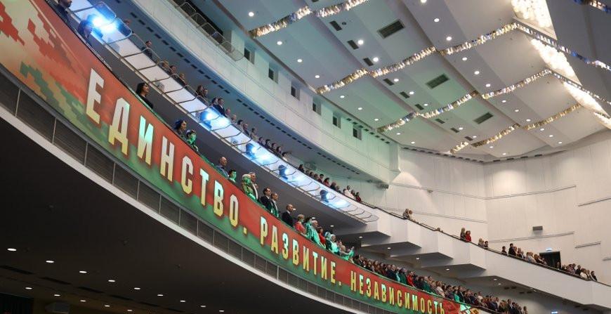 Олег Романов: историческая память - опора сохранения белорусами своей идентичности Олег Романов: историческая память - опора сохранения белорусами своей идентичности