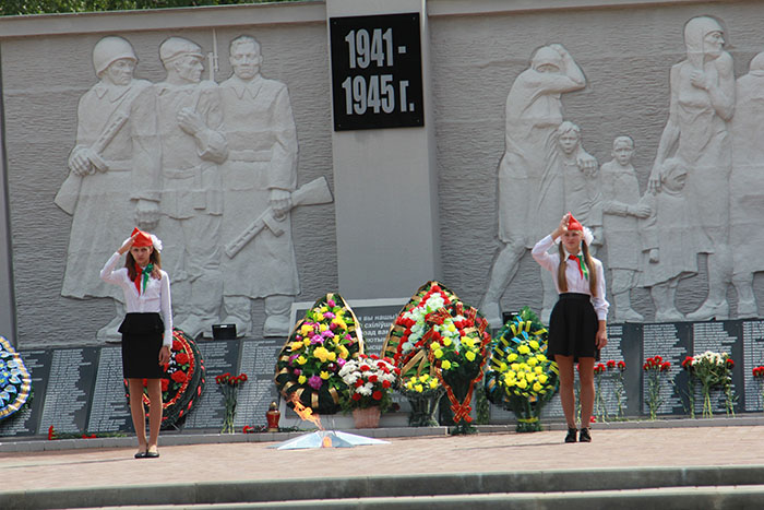 Большая трагедия маленькой деревни. Более 2600 ни в чем не повинных людей замучили и сожгли фашисты в Мостовском районе в годы войны