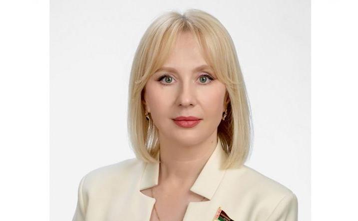 Елена Стальбовская, член Постоянной комиссии Совета Республики Национального собрания Республики Беларусь: «Защищать Родину, дом, семью – почетная обязанность каждого мужчины» Елена Стальбовская, член Постоянной комиссии Совета Республики Национального собрания Республики Беларусь: «Защищать Родину, дом, семью – почетная обязанность каждого мужчины»