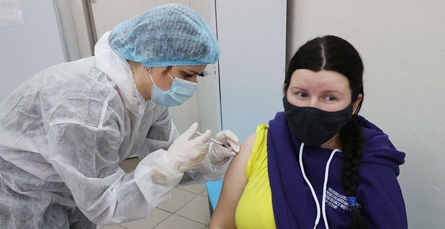 Елена Богдан: в стране привиты от коронавируса уже 71 беременная и 6 кормящих мам Елена Богдан: в стране привиты от коронавируса уже 71 беременная и 6 кормящих мам