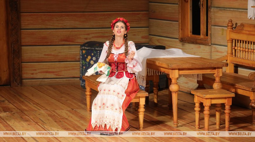 Купаловский театр покажет легендарную "Паўлінку" в Лидском замке Купаловский театр покажет легендарную "Паўлінку" в Лидском замке