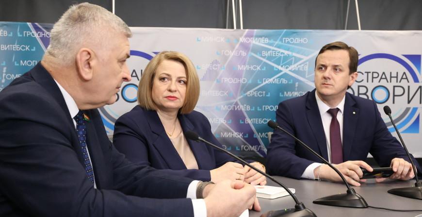 Валентин Семеняко о том, почему Беларусь отказалась от образцов демократии Запада