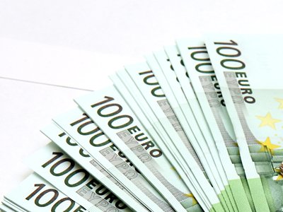 У лидской пенсионерки украли тысячу евро У лидской пенсионерки украли тысячу евро