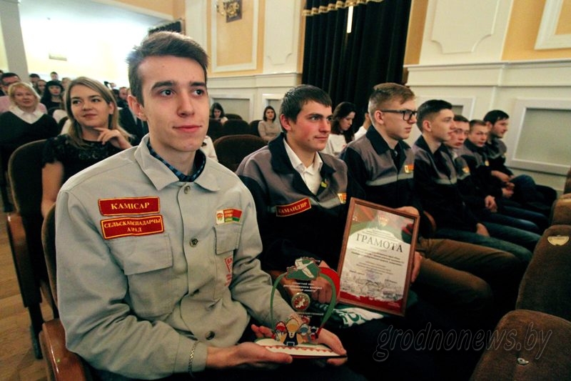 Самые трудолюбивые. Молодежь Гродненщины активнее своих сверстников из других регионов потрудилась летом