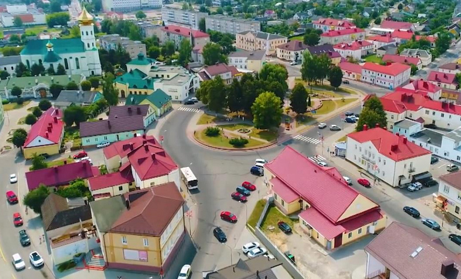 "Эмоции в преддверии праздника – что надо!". Жители Слонима о приближающемся Дне белорусской письменности "Эмоции в преддверии праздника – что надо!". Жители Слонима о приближающемся Дне белорусской письменности