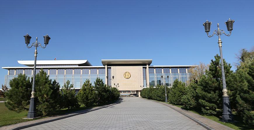 Александр Лукашенко назначил новых послов в страны дальней дуги Александр Лукашенко назначил новых послов в страны дальней дуги