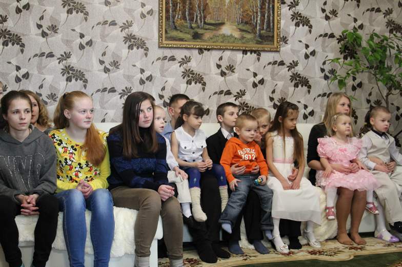 Родитель по призванию. Как стать родителем-воспитателем в детском доме семейного типа? Родитель по призванию. Как стать родителем-воспитателем в детском доме семейного типа?