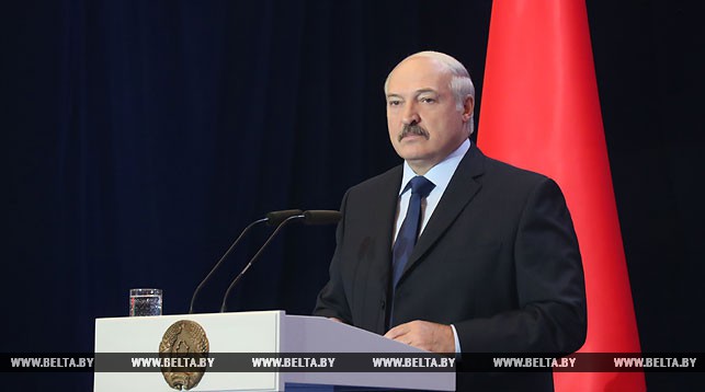 Александр Лукашенко назвал главные принципы белорусского образования (Дополнено) Александр Лукашенко назвал главные принципы белорусского образования (Дополнено)