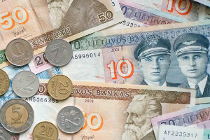 Беларусбанк прекращает принимать литовские литы с 1 декабря