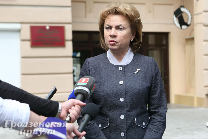 Министр труда и социальной защиты Республики Беларусь посетила обувную фабрику «Неман» Министр труда и социальной защиты Республики Беларусь посетила обувную фабрику «Неман»