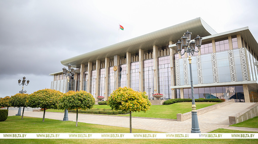 Александр Лукашенко ставит напряженные задачи по работе в Африке Александр Лукашенко ставит напряженные задачи по работе в Африке