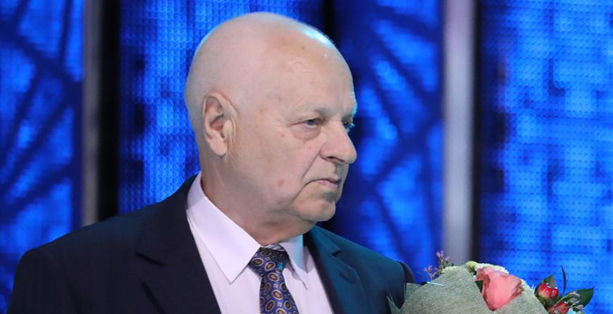 Александр Лукашенко поздравил народного артиста Беларуси Анатолия Алая с 85-летием