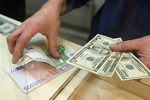 Евро подешевел, курс доллара не изменился Евро подешевел, курс доллара не изменился