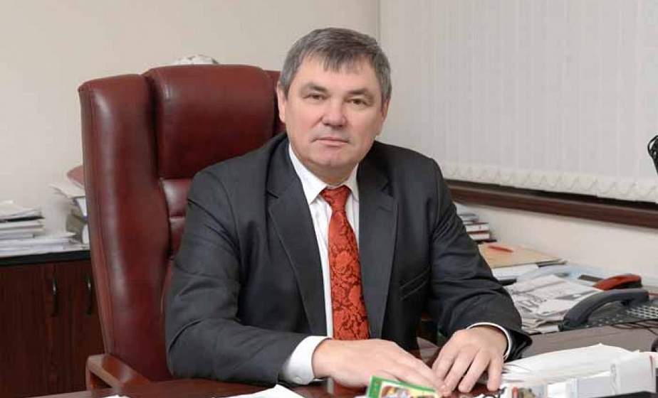 Ян Василевский: "Спасибо руководителям хозяйств, специалистам и всем хлеборобам за добросовестный труд на земле" Ян Василевский: "Спасибо руководителям хозяйств, специалистам и всем хлеборобам за добросовестный труд на земле"