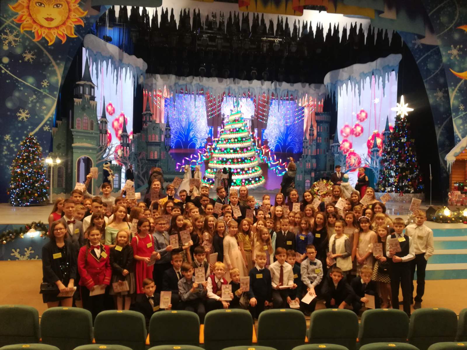 Волшебный мир любви и доброты: в Минске состоялась главная елка страны - Гомельс