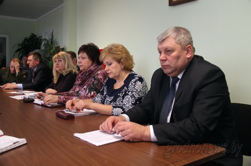 Единый день информирования граждан прошел на гродненском предприятии "БелДрев" Единый день информирования граждан прошел на гродненском предприятии "БелДрев"
