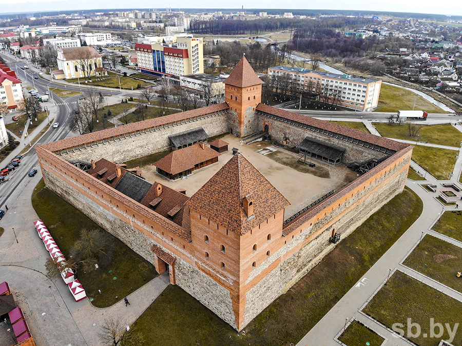 Где находится лидский замок