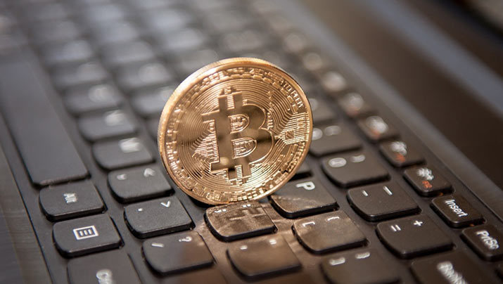 Мошенники переключаются на "биткоины" Мошенники переключаются на "биткоины"