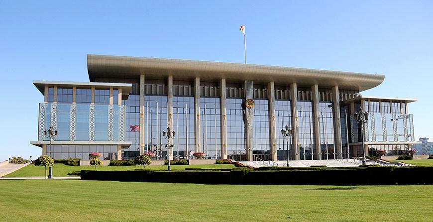 Александр Лукашенко поздравил Католикоса всех армян Гарегина Второго с днем рождения