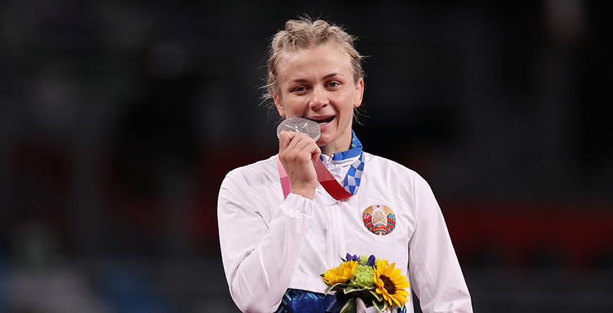 Александр Лукашенко поздравил Ирину Курочкину с завоеванием серебряной награды на Олимпиаде Александр Лукашенко поздравил Ирину Курочкину с завоеванием серебряной награды на Олимпиаде