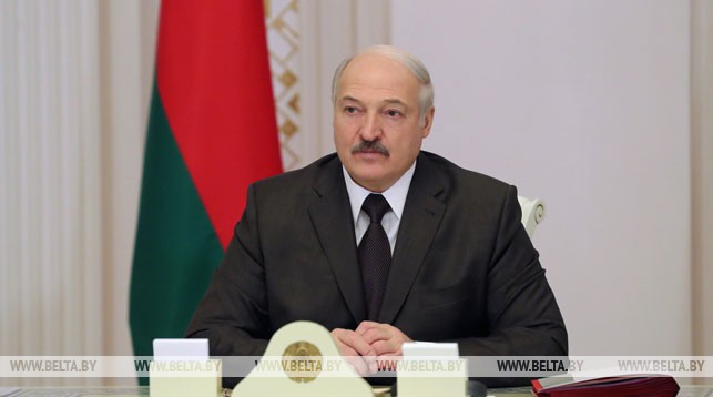 Александр Лукашенко местной вертикали власти: наиважнейшая задача для всех - улучшить жизнь людей Александр Лукашенко местной вертикали власти: наиважнейшая задача для всех - улучшить жизнь людей