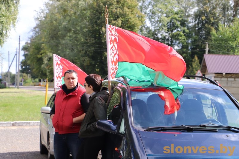 Слонимщина встретила республиканский автопробег «Символ единства» (+видео) Слонимщина встретила республиканский автопробег «Символ единства» (+видео)