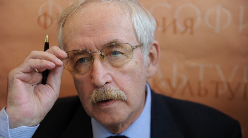 Александр Лукашенко поздравил народного артиста РСФСР Василия Ливанова с 90-летием Александр Лукашенко поздравил народного артиста РСФСР Василия Ливанова с 90-летием