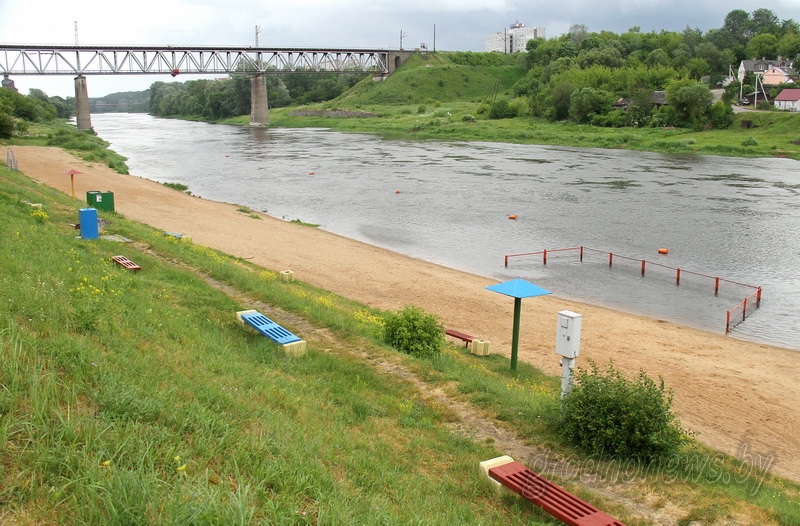 Купание на Центральном пляже в Гродно приостановлено
