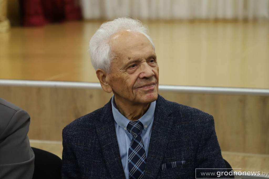 photo_2025-10-27_18-44-16 (3).jpg