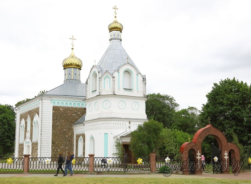 В Озерах отметили 150-летие храма Святого Духа.JPG