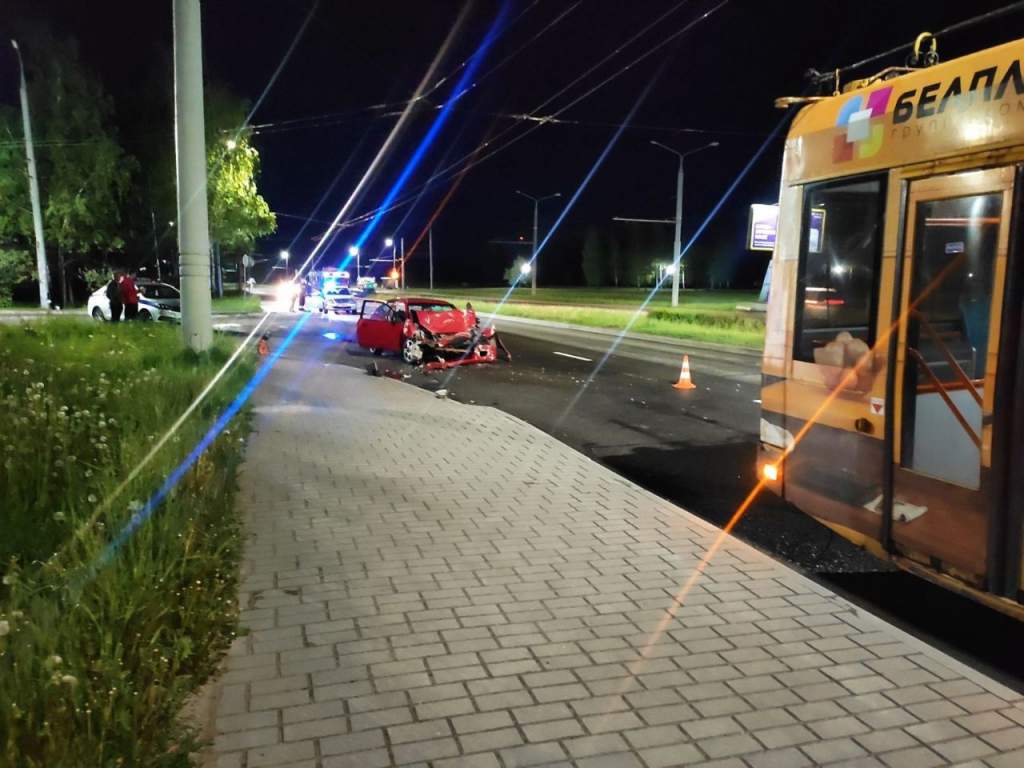 4vzs-blPgc4.jpg