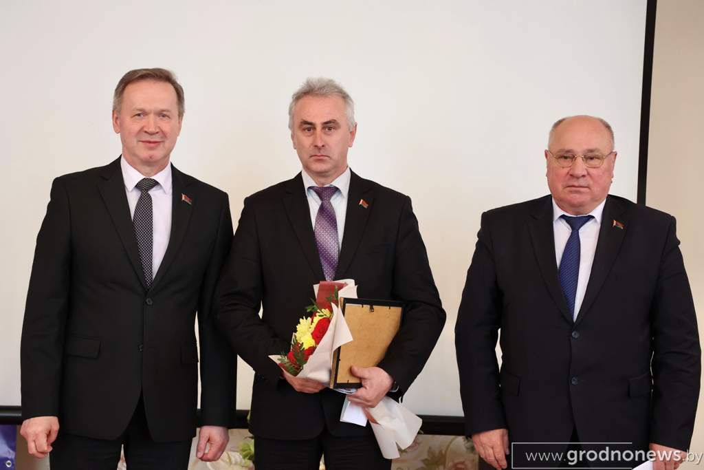 никитин справа.JPG