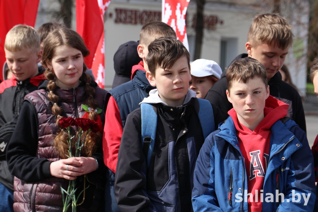 oilbxcv3rvcc9vmz7if6yfqpkxxt6kg8.jpg